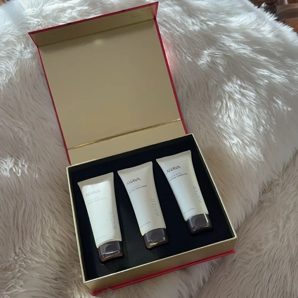 AHAVA beauty love set